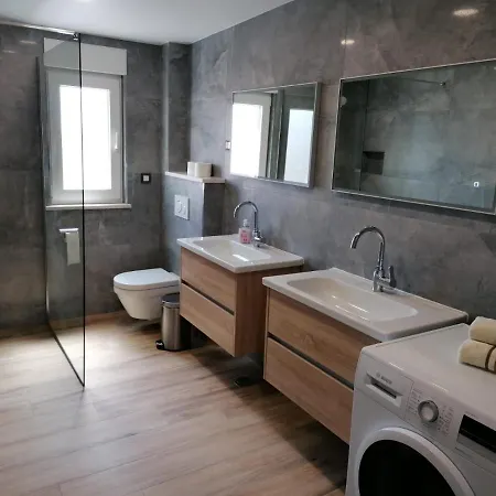 Karla Apartmán
