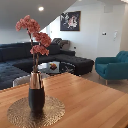 Karla Apartment Zablace