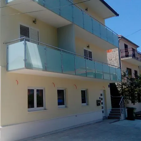 Karla Apartman Zablace